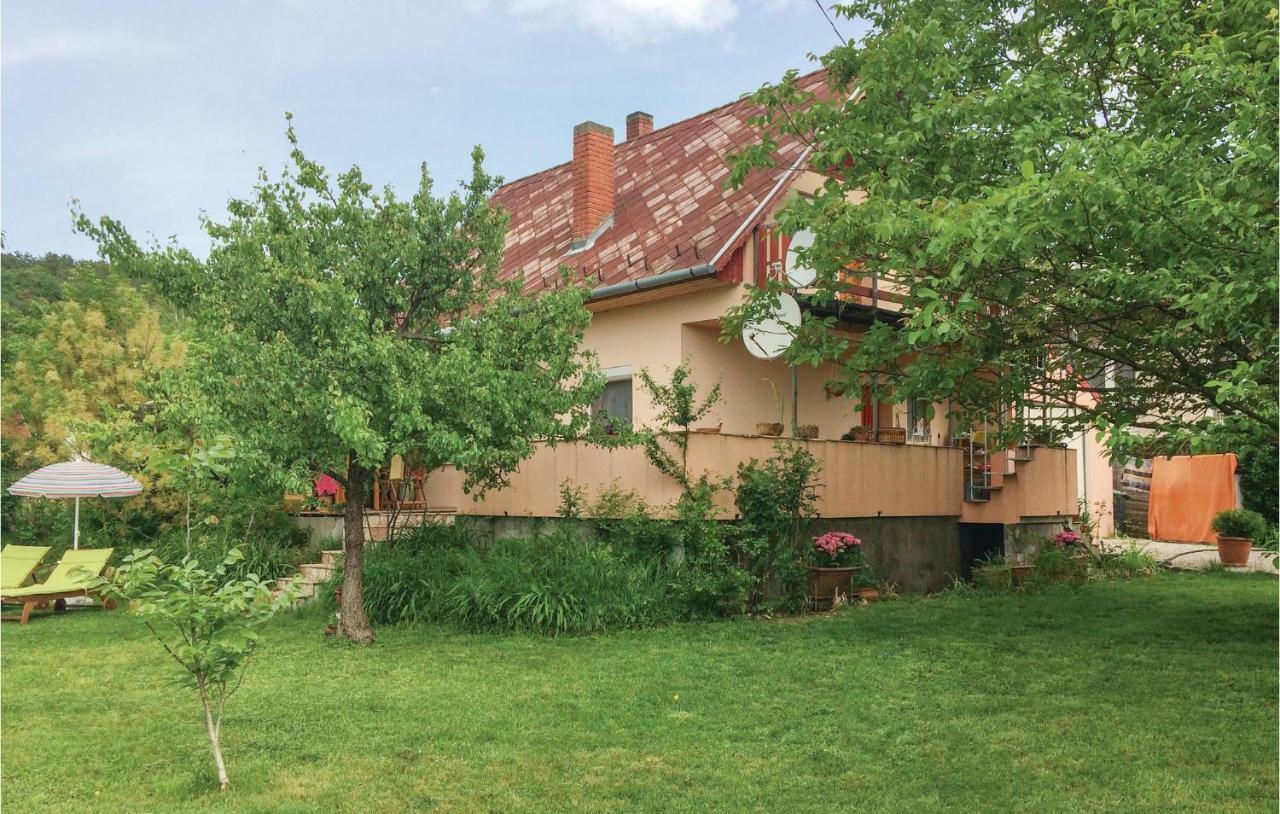 Holiday Home Liszt Ferenc Utca-Vonyarcvashegy Bagian luar foto